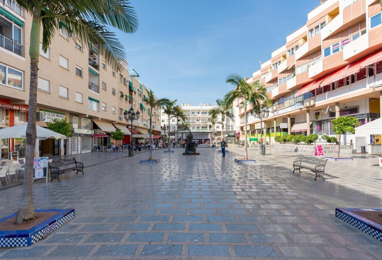 Luminoso Y Moderno Estudio Plaza Andalucia Torremolinos Exterior photo